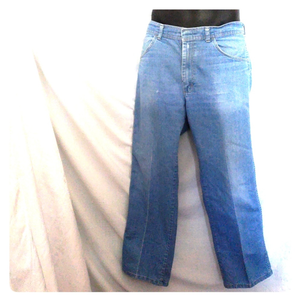 Vtg Wrangler Slight Distressed Denim Blue Jeans 34 × 30